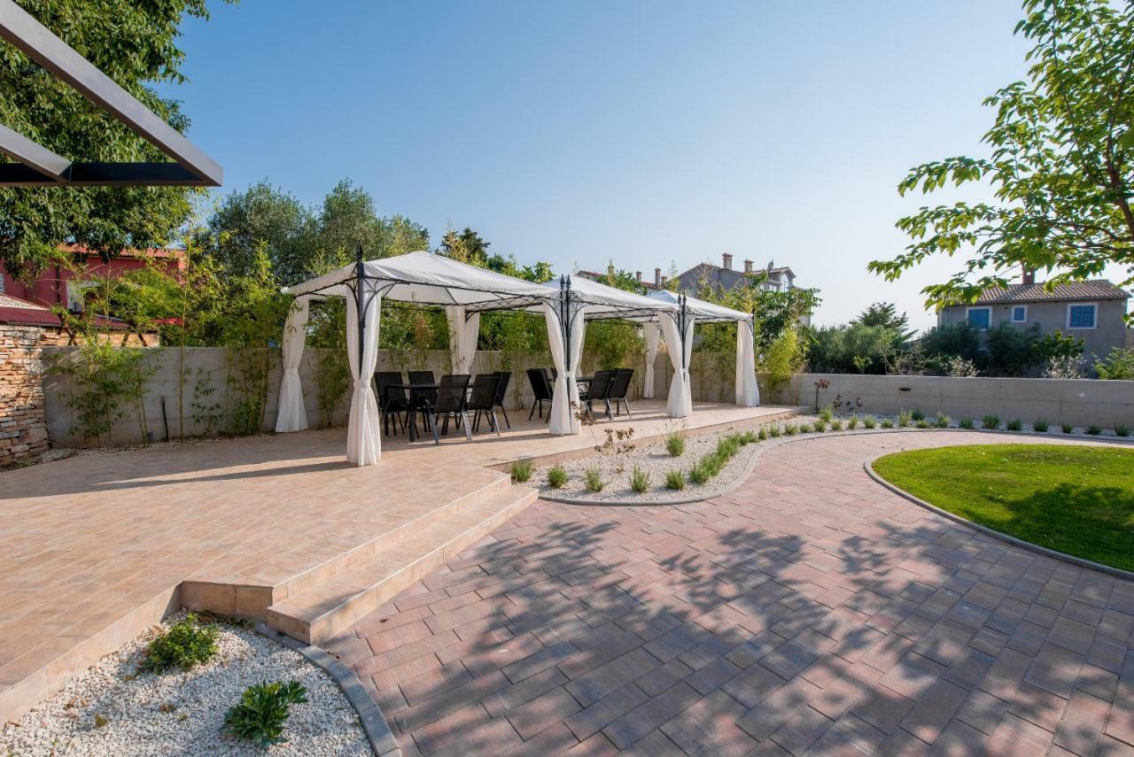 Villa Anja 1St Floor Перой Екстериор снимка